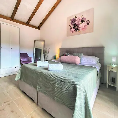 Vinka Villa