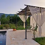 Vinka Villa *